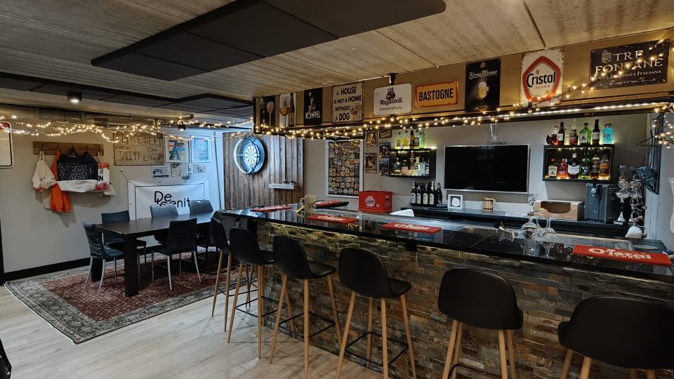 Bar in de kelder